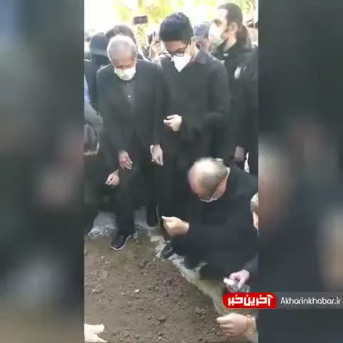 مرغ سحر بر سر مزار استاد شجریان