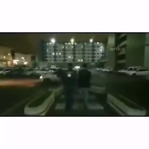 بازداشت میلاد حاتمی و دیپورت به ایران توسط پلیس ترکیه