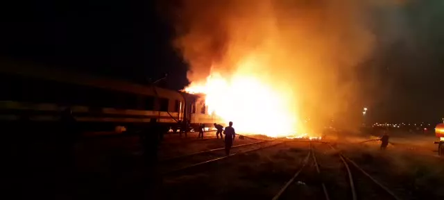اتش سوزی واگن قطار