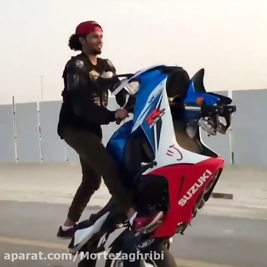 تک چرخ بسیار زیبا : چرخ جلو باز