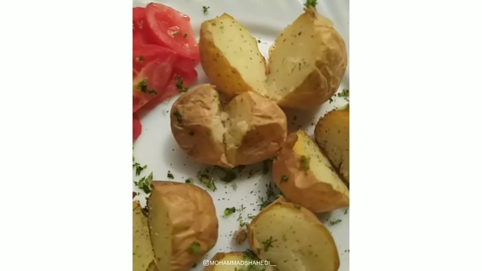 سیب زمینی تنوری با قابلمه ( Diet baked potatoes with pot )