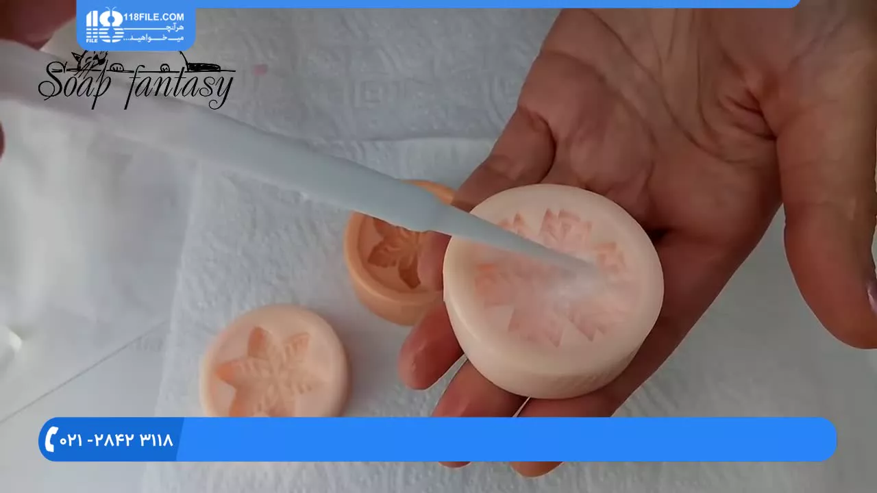 آموزش صابون|ساخت صابون|صابون سازی(صابون شکلاتی طرح گل رز)