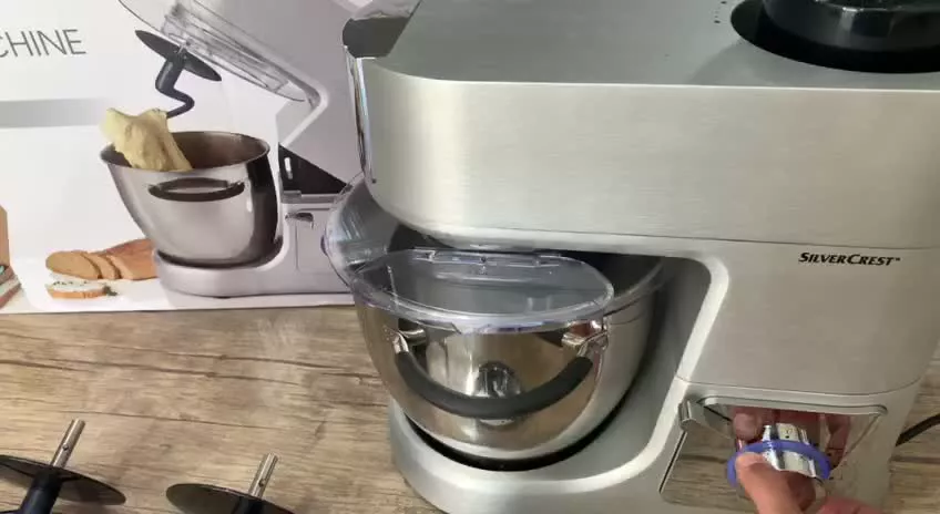 ماشین آشپزخانه سیلور کرست آلمان همزن و مخلوط کن و جای اتصال چرخ گوشت SilverCrest مدل : SKV 1200 A1