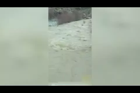 نمایی از خروش رودخانه های فریدونشهر
