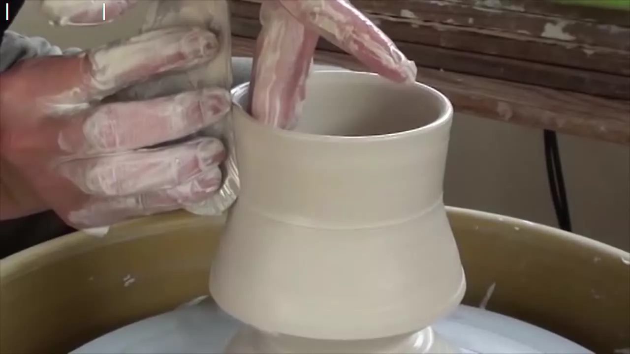 سفالگری-آموزش سفالگری با چرخ -ساخت فنجان نعلبکی سفالی