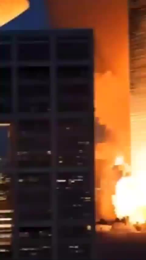    انفجار شدید حاصل از فرود موشک‌های سپاه در اسرائیل