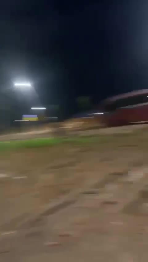   اصابت موشک به منطقه هرتسلیا در شمال تل‌آویو  در مقر موساد