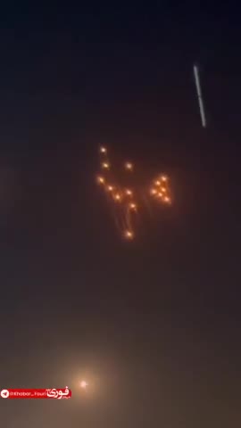   عبور موشک های سپاه از آسمان تبریز