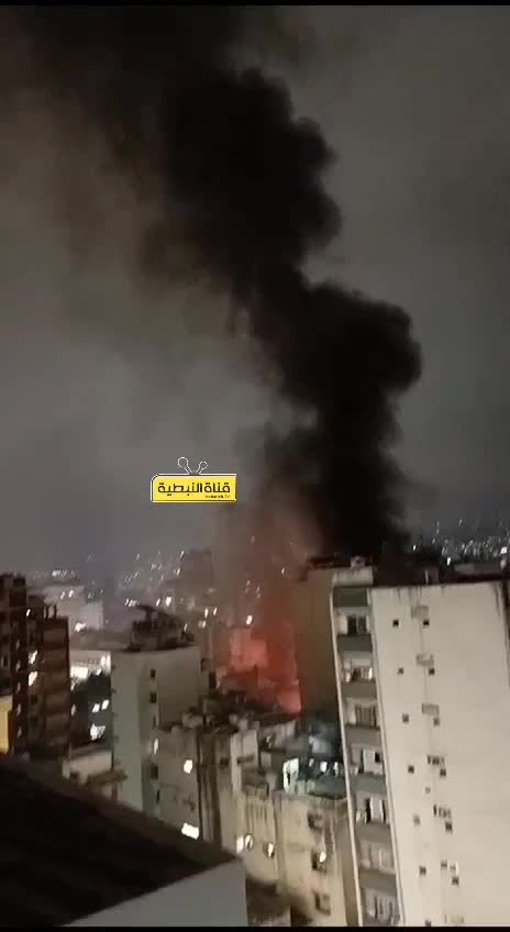   ویران شدن کامل یک ساختمان مسکونی در پی حمله اسرائیل به بیروت