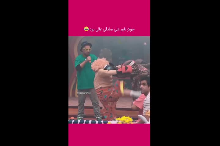   مبارزه بوکس آقا رشید و حمید لولایی با گزارش علی صادقی!