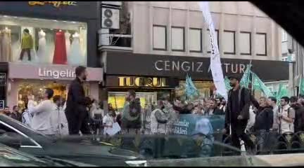   تصاویر اختصاصی خبرآنلاین از تظاهرات ضد اسراییلی در استانبول