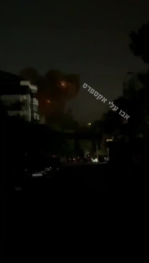   ویدیوی اولیه از حملات جدید اسرائیل به بیروت