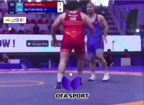   درگیری کشتی‌گیران ارمنستان و ترکیه روی تشک