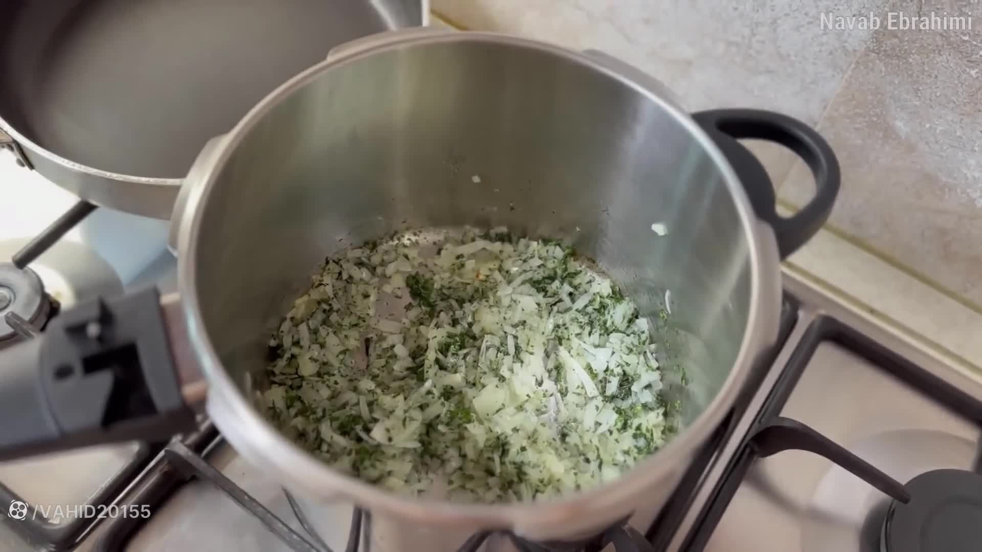 آموزش آشپزی طرز تهیه خورشت کرفس