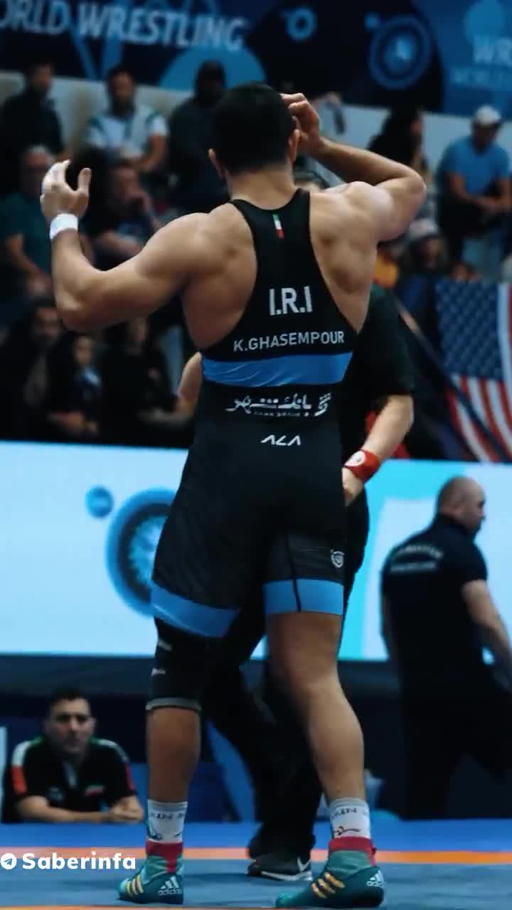   یی‌احترامی کشتی‌گیر ترک به کامران قاسم‌پور پس از شکست به گلادیاتور ایرانی!