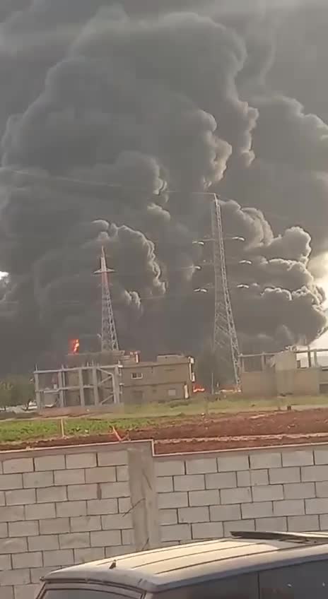   انفجار یک مخزن سوخت بزرگ در بعلبک در پی حمله اسرائیل