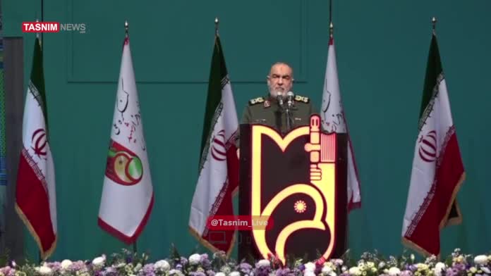   سردار سلامی: اسرائیل در حال فروپاشی است