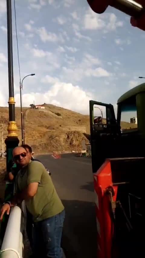   اولین تصاویر از سقوط وحشتناک پراید به یک رودخانه در بومهن