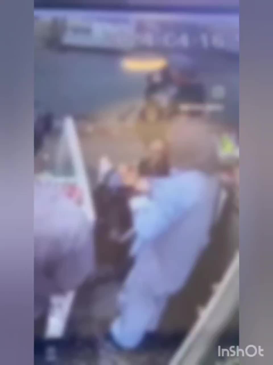   واکنش یک مادر به تلاش یک زن برای سرقت گوشواره‌های دخترش در مشهد