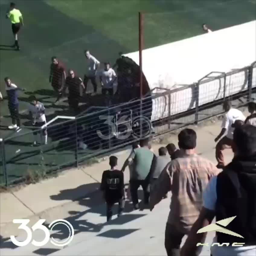   کتک‌کاری زشت و شدید در هفته اول لیگ دسته یک فوتبال نوجوانان تهران