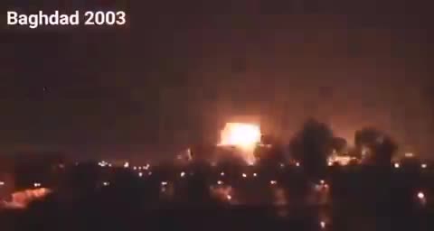   لحظه بمباران کاخ ریاست جمهوری صدام توسط بمب افکن B2 آمریکایی در سال ۲۰۰۳
