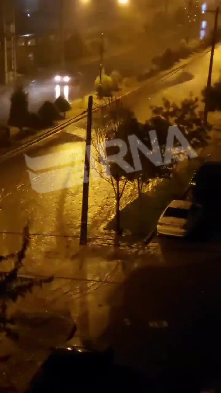   آبگرفتگی و جاری شدن سیلاب در ایلام