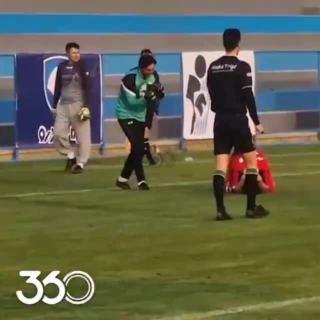   شوخی‌های جالب خداداد عزیزی و مهدی رحمتی در فینال جام مادرانه