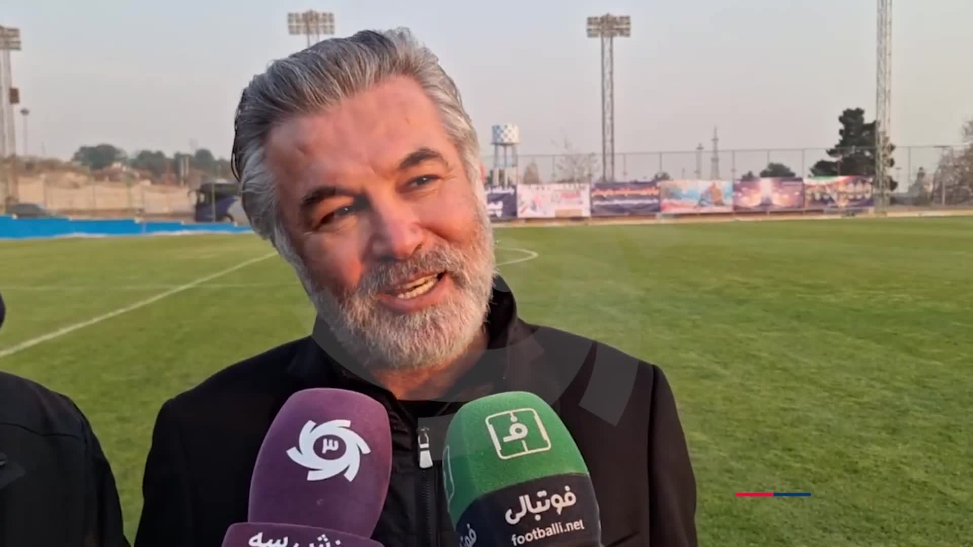 استیلی: کریم باید تا آخر فصل سرمربی بماند