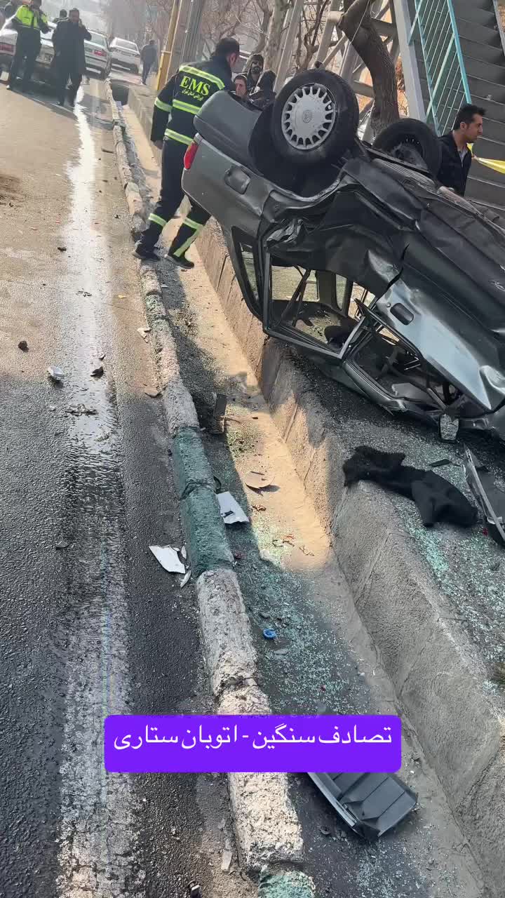   وضعیت فاجعه‌بار پراید بعد از تصادف با خودروی زانتیا در اتوبان ستاری تهران