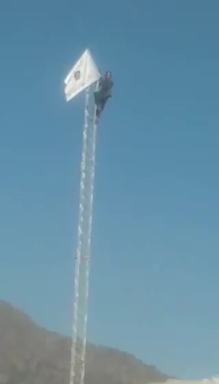 طالبان یک پایگاه نظامی در پاکستان را تصرف کرد