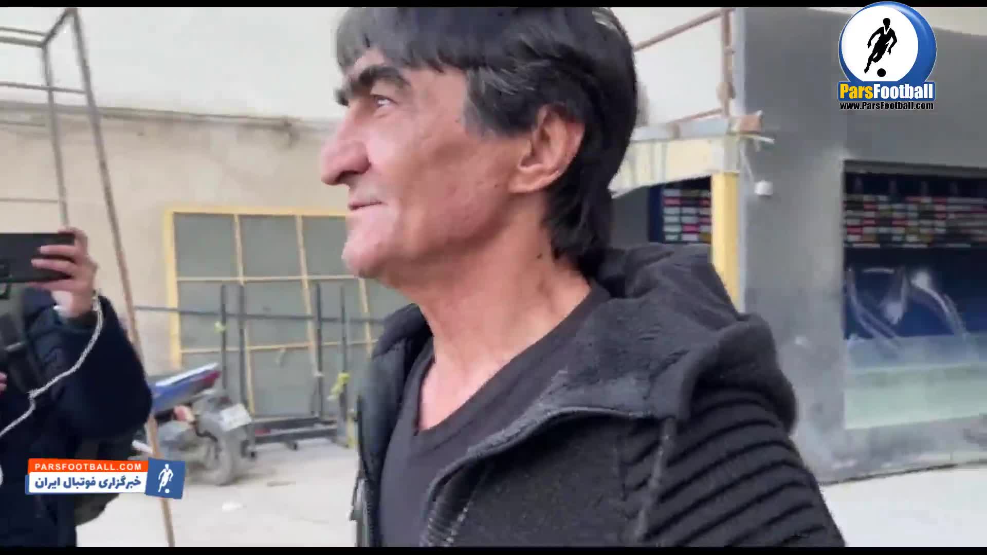 ناصر محمدخانی : ورزشگاه عالی است