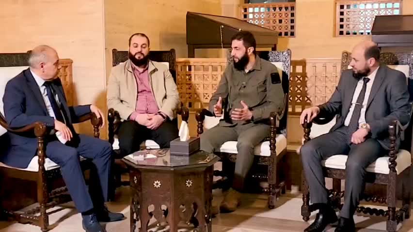   دیدار احمد جولانی با نخست وزیر دولت سابق برای هماهنگی انتقال قدرت