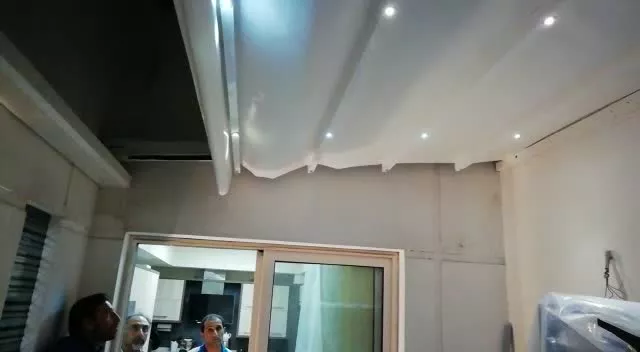 سقف برقی زستوانن