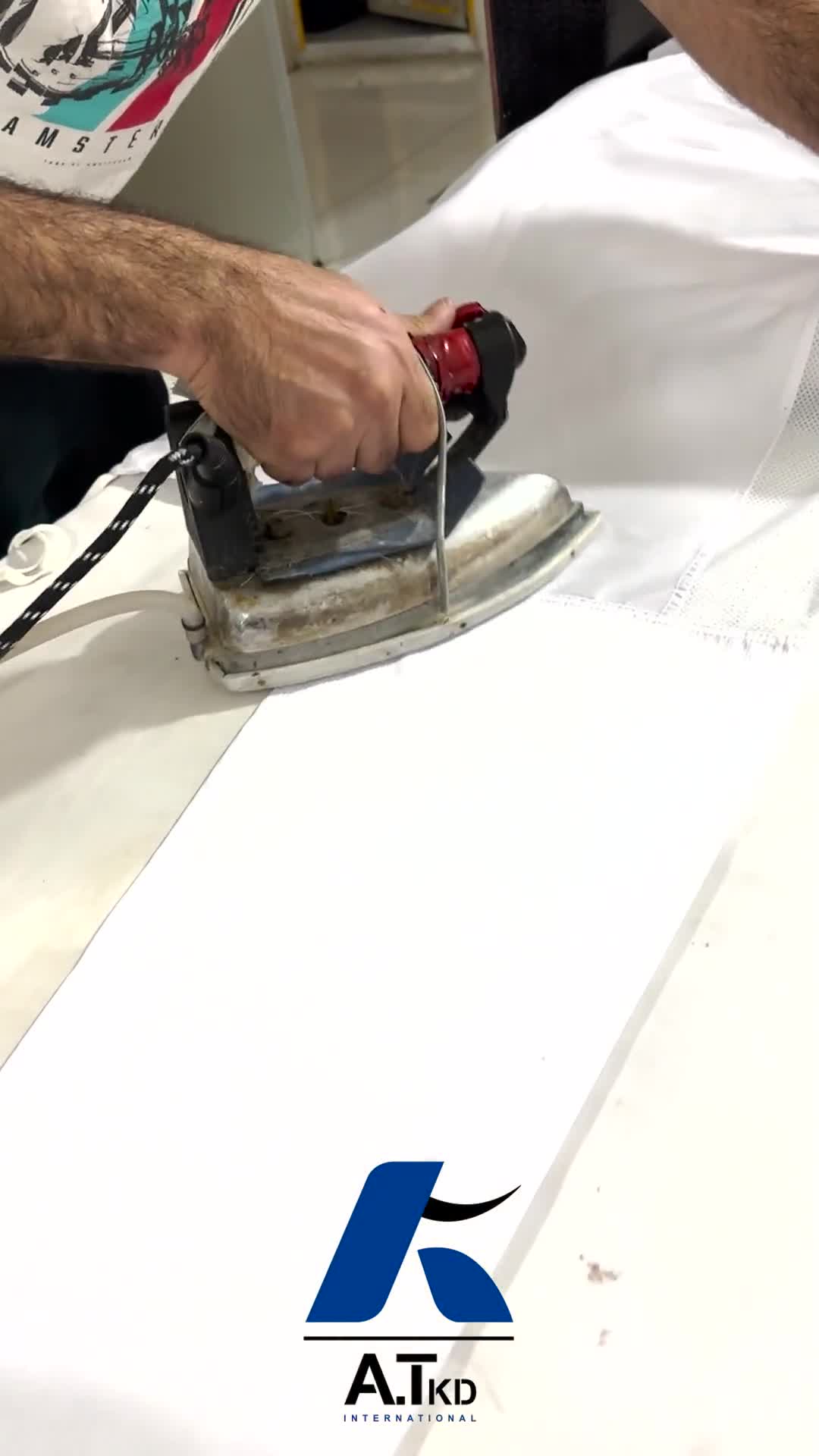 خرید عمده و تکفروشی لوازم تکواندو از تولیدکننده sheikhisport.com