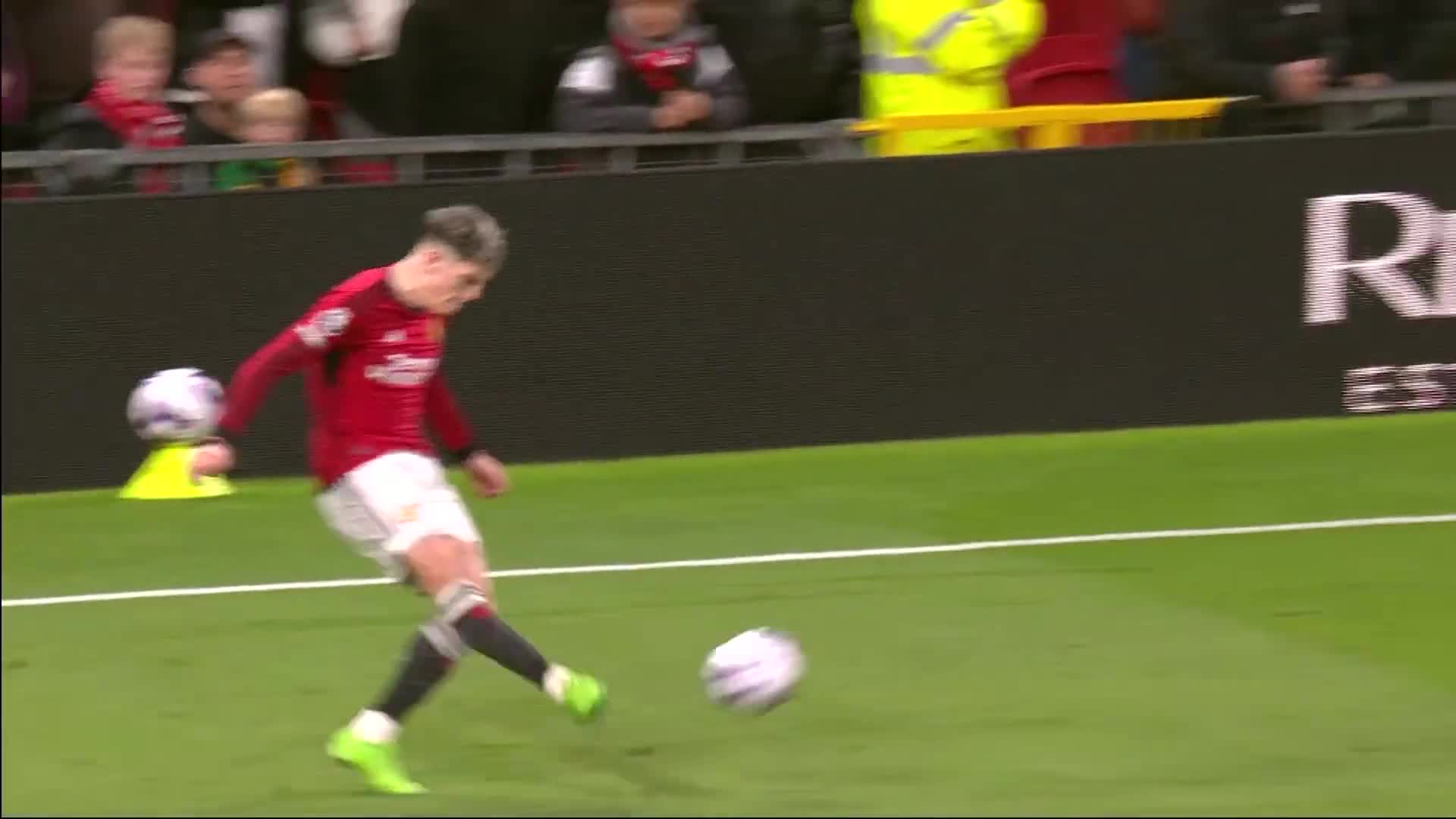 خلاصه بازی منچستریونایتد ۴-۲ شفیلد