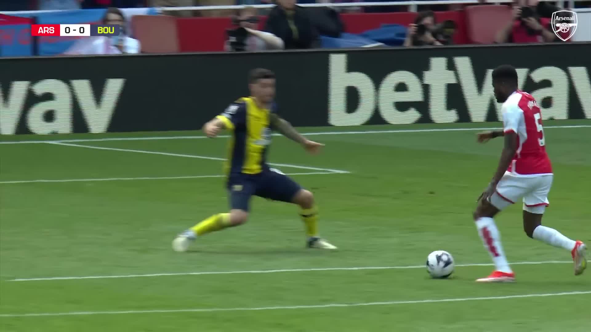 خلاصه بازی لیگ برتر انگلیس : آرسنال 3-0 بورنموث