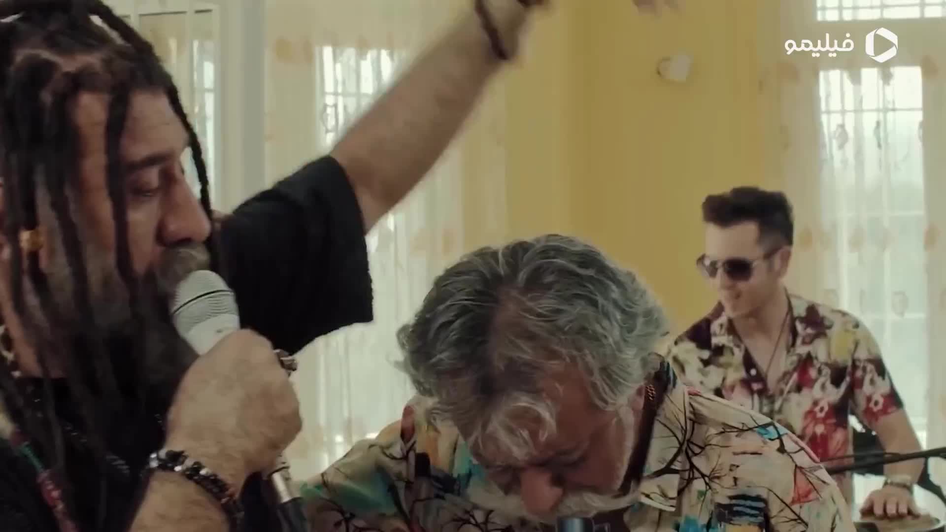 فیلم هولیا/لینک دانلود در کپشن/لینک ها رو در برگه ای جدید باز کنید