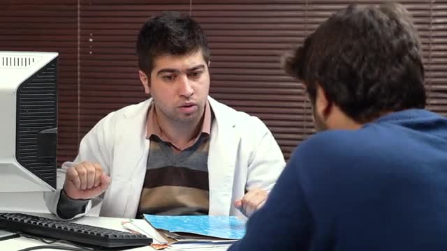 طنز مصطفی ازاد  باید سربازی بری