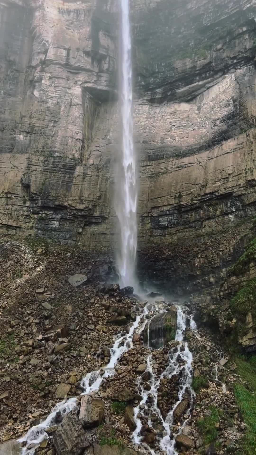 آبشار گرجستان