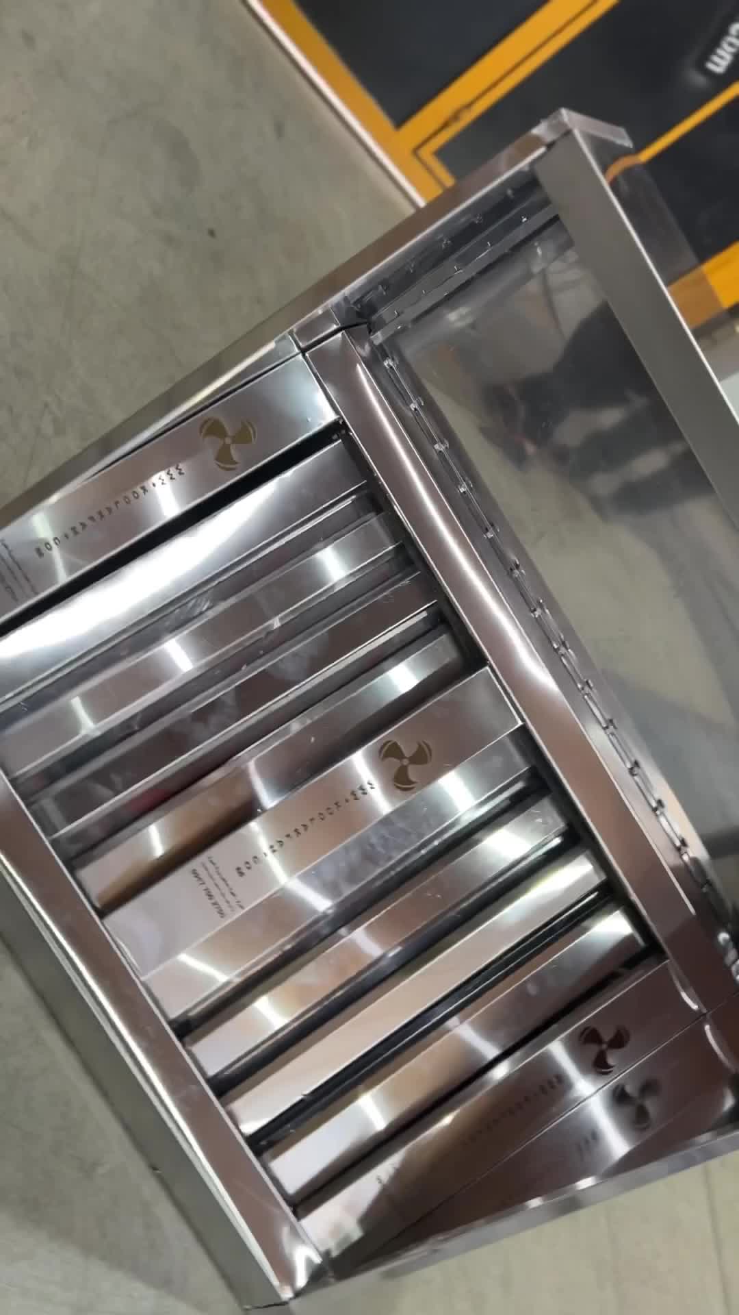 فروش هود صنعتی گالوانیزه در اردبیل شرکت کولاک فن 09177002700