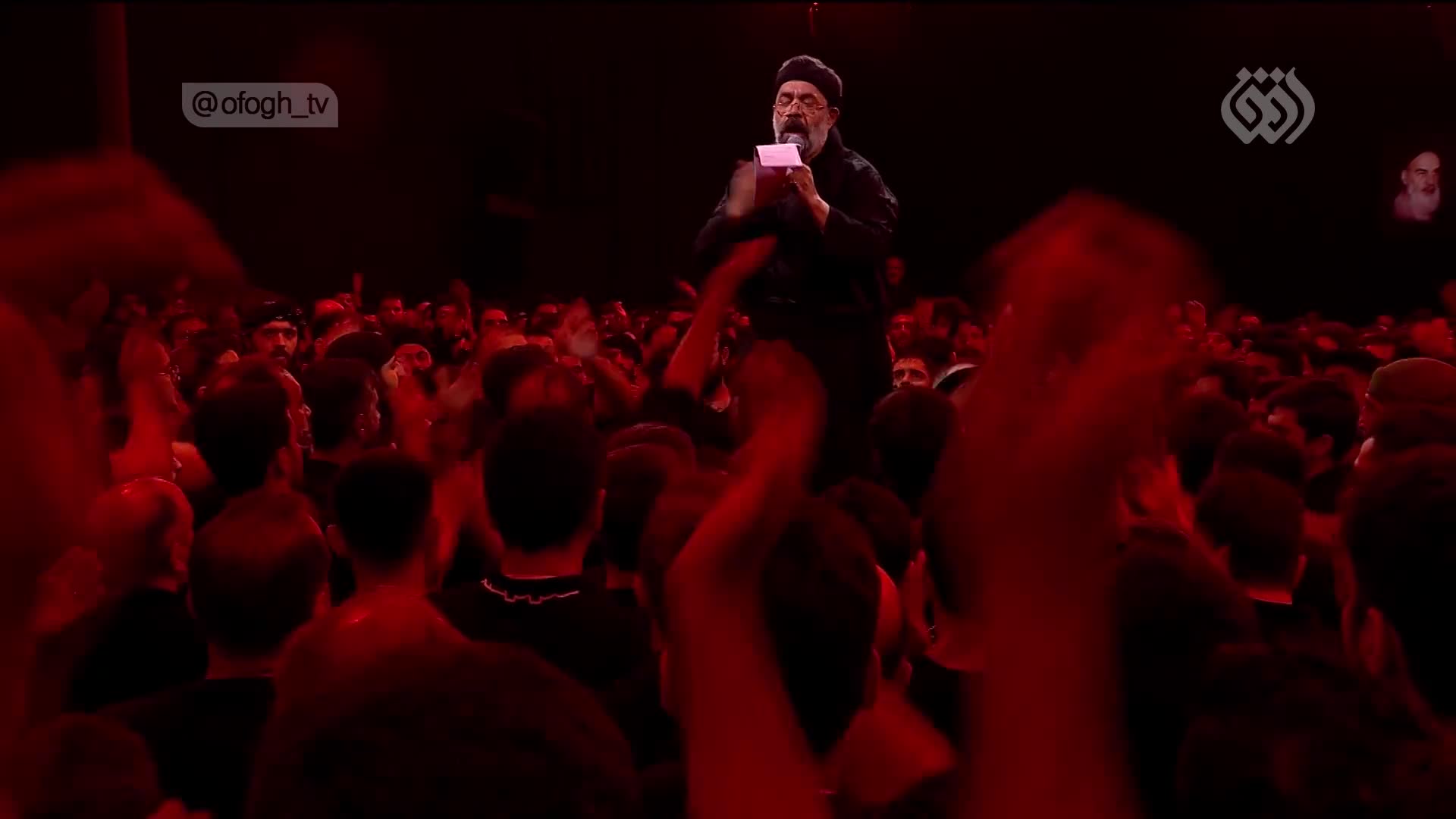 مداحی دلنشین حاج محمود کریمی درشب پنجم محرم