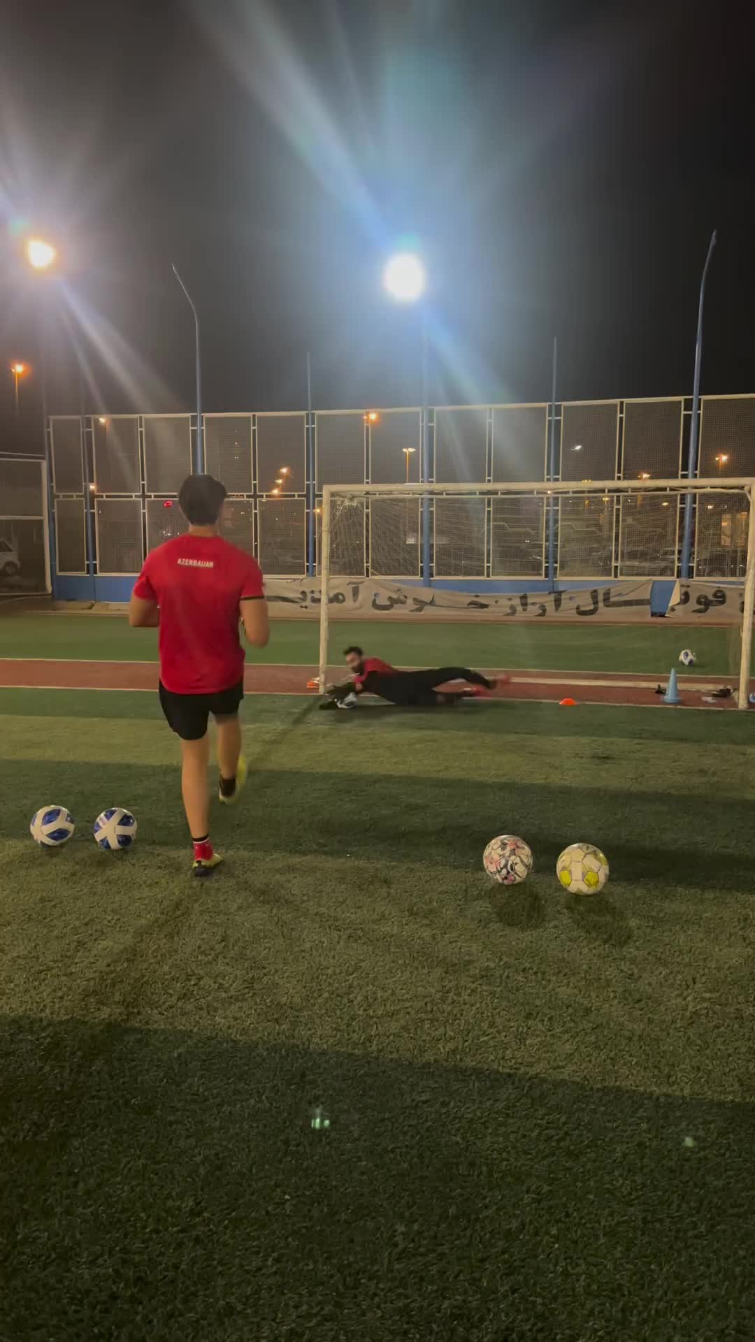 سروش نصرالهی پری دروازبان ایرانی الاصل و لژیونر لیگ امارات