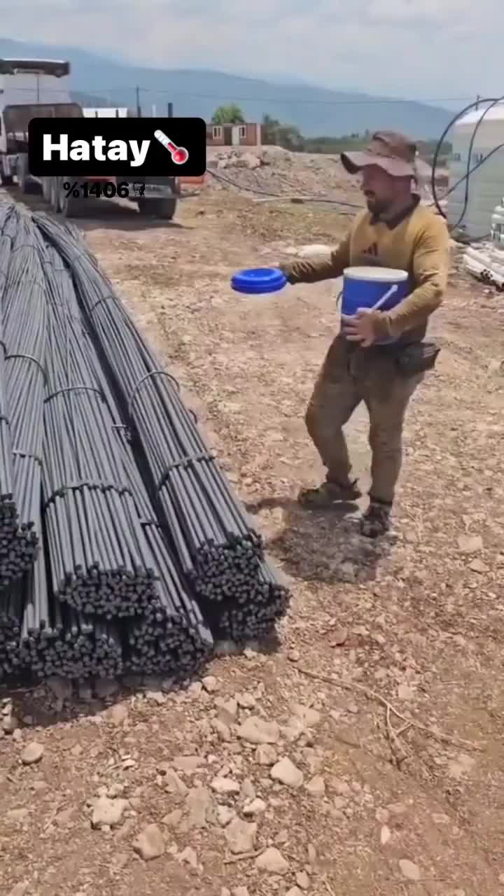 ویدیویی چند شهروند ترک برای نشان دادن شدت گرمای هوا