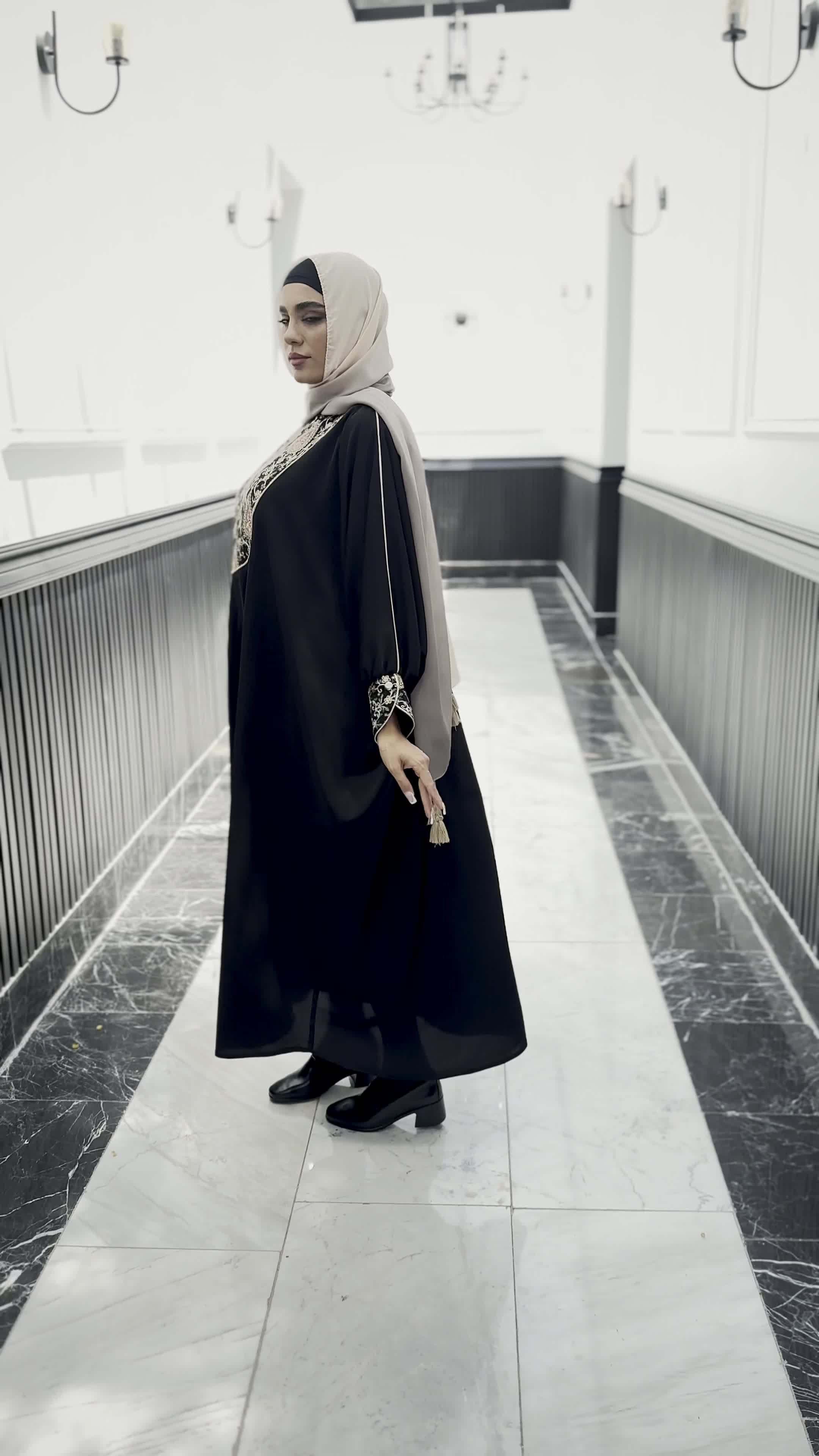 مانتو عبایی زنانه مدل آذین