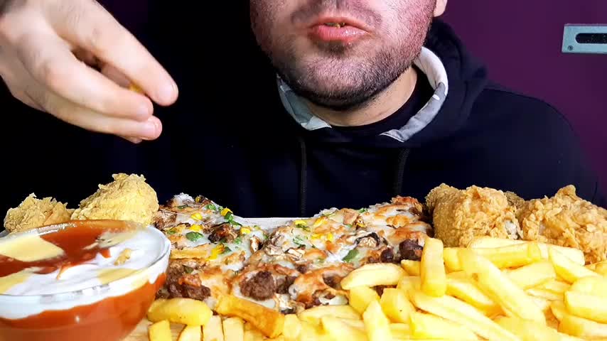 موکبانگ پیتزا گوشت و مرغ سوخاری