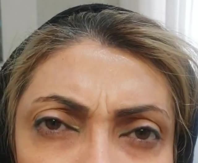 کلینیک زیبایی ماه تا