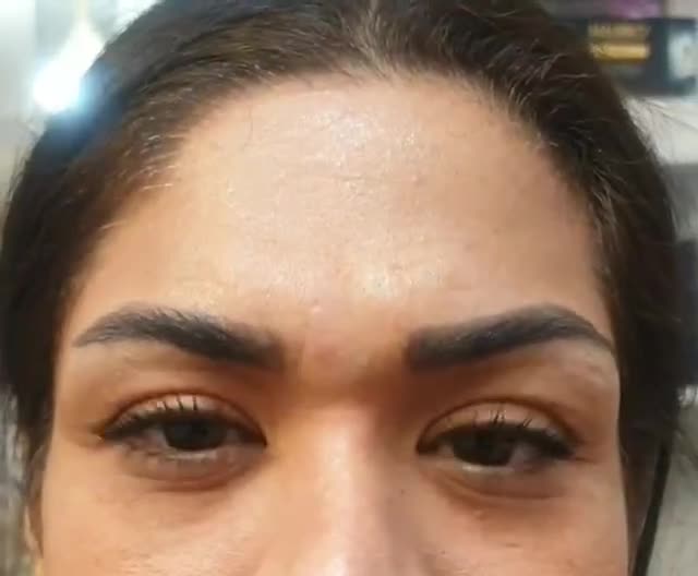 کلینیک زیبایی ماه تا