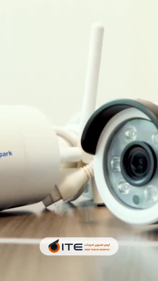 نظارت همزمان 2 مکان مختلف