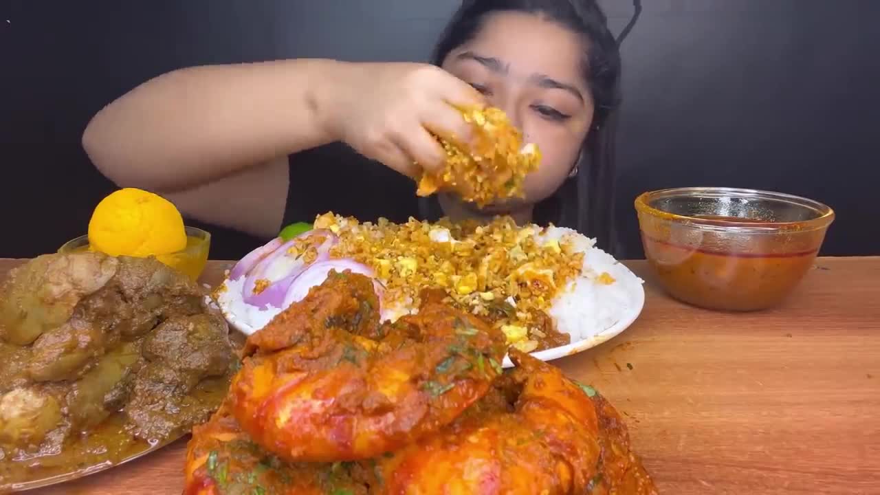 ویدیو جدید چالش غذایی موکبانگ هندی 12