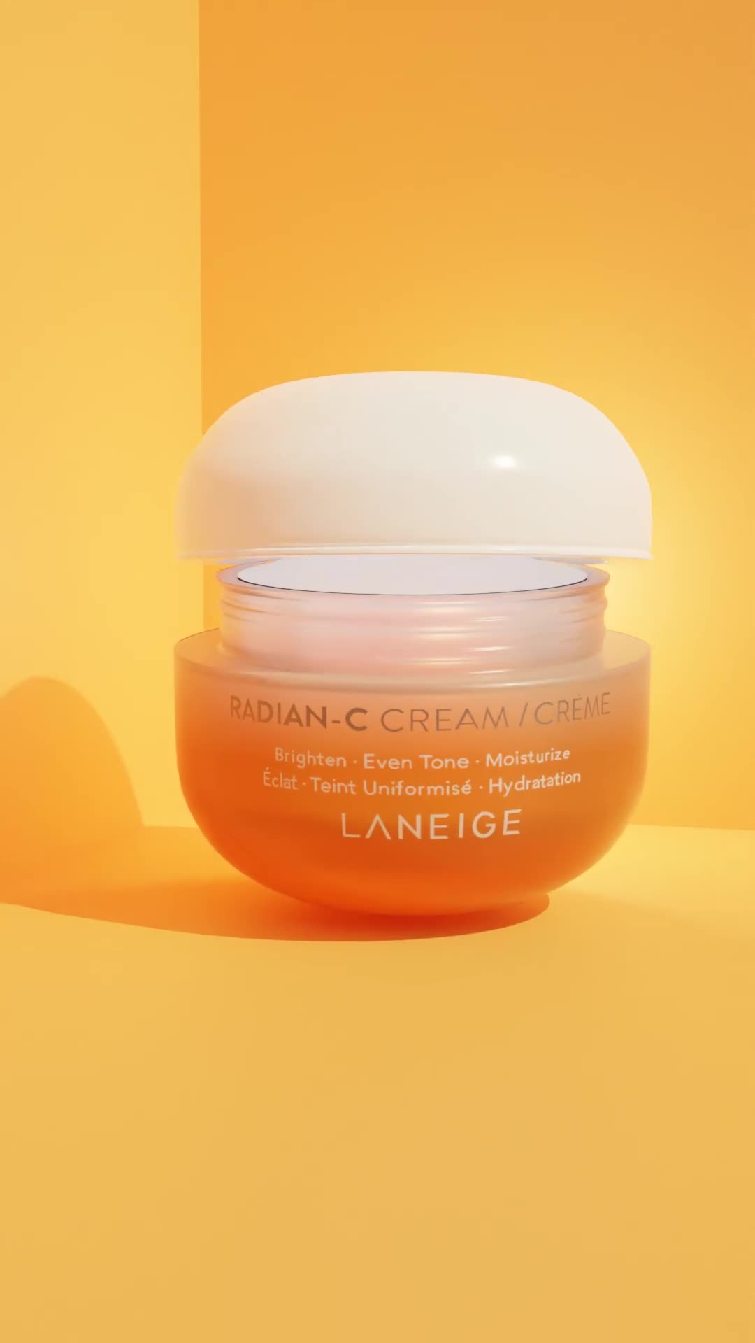 عکاسی تبلیغاتی و صنعتی اوکسیان استودیو